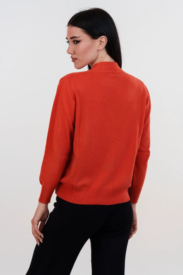 Cardigan scollo a V in cashmere blend con bottoni in tinta