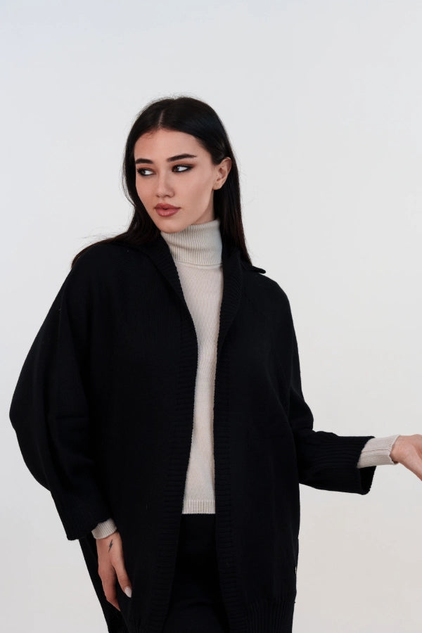 Kimono spolverino oversize tinta unita a manica tre quarti in lana merino