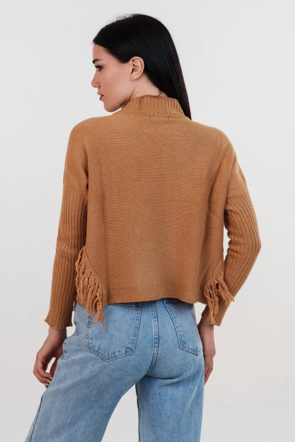 Pullover crop mezzo collo cashmere blend con frange