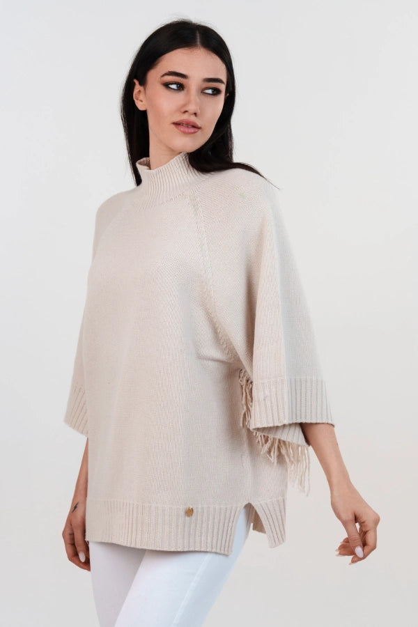 Mezzo collo oversize con frange alle maniche in cashmere blend