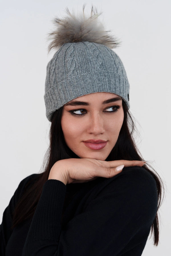 Berretto a trecce con risvolto e pon pon staccabile in cashmere blend