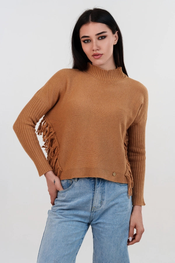 Pullover crop mezzo collo cashmere blend con frange