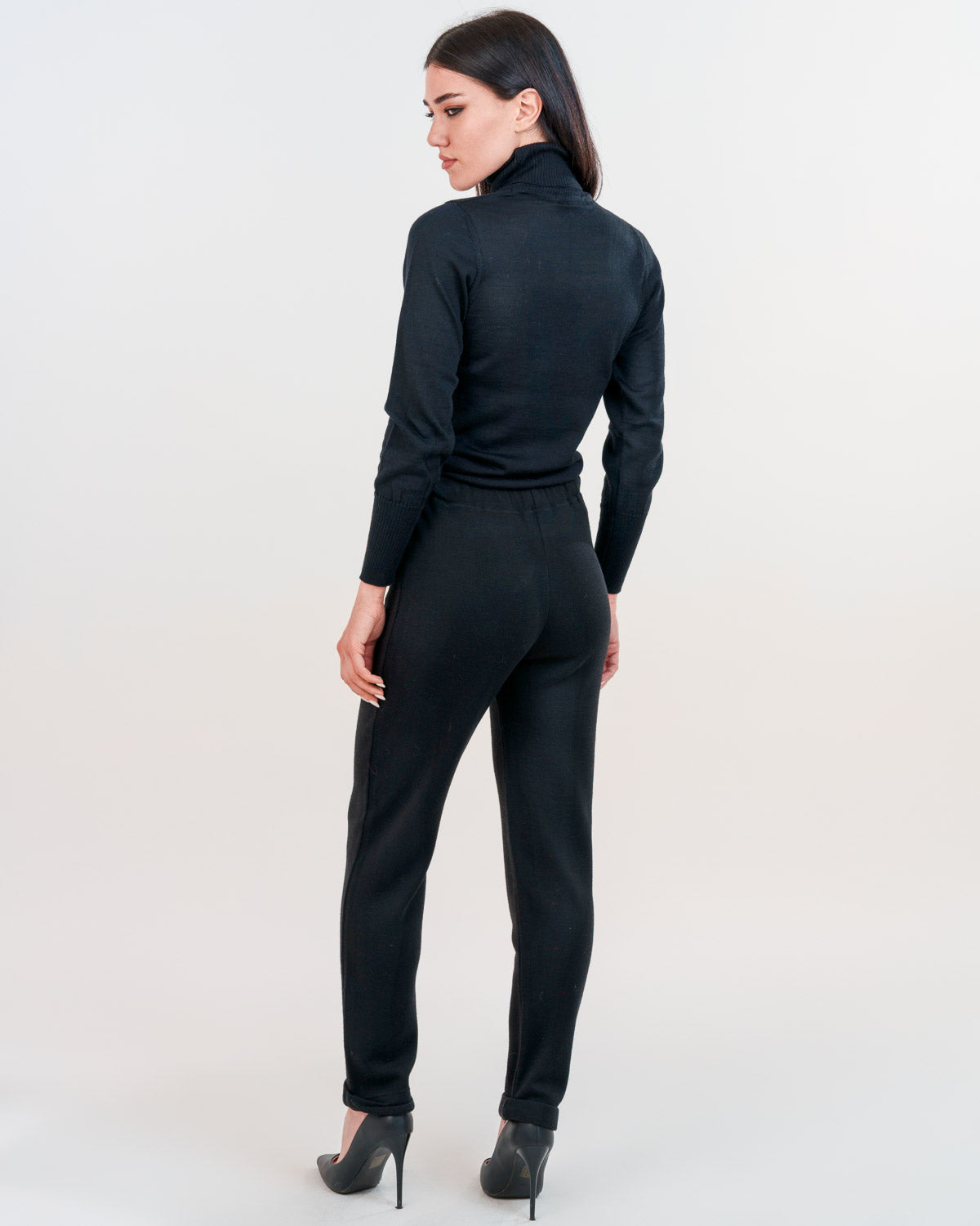 Merino wool trousers with cuffs