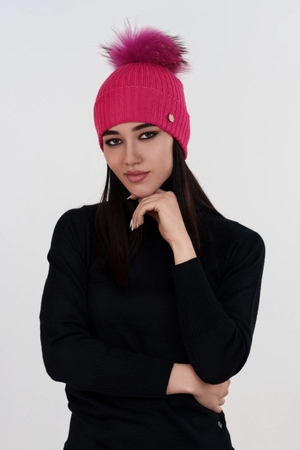 Ribbed cashmere blend hat with detachable pom pom
