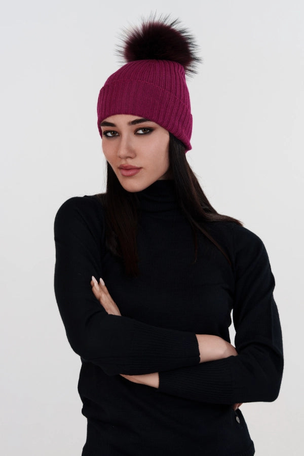 Ribbed cashmere blend hat with detachable pom pom