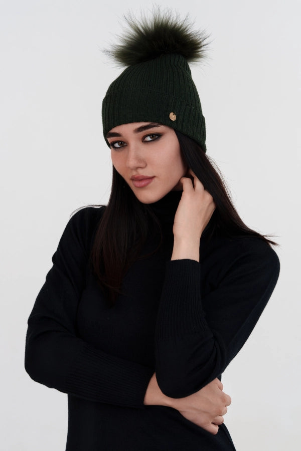 Ribbed cashmere blend hat with detachable pom pom